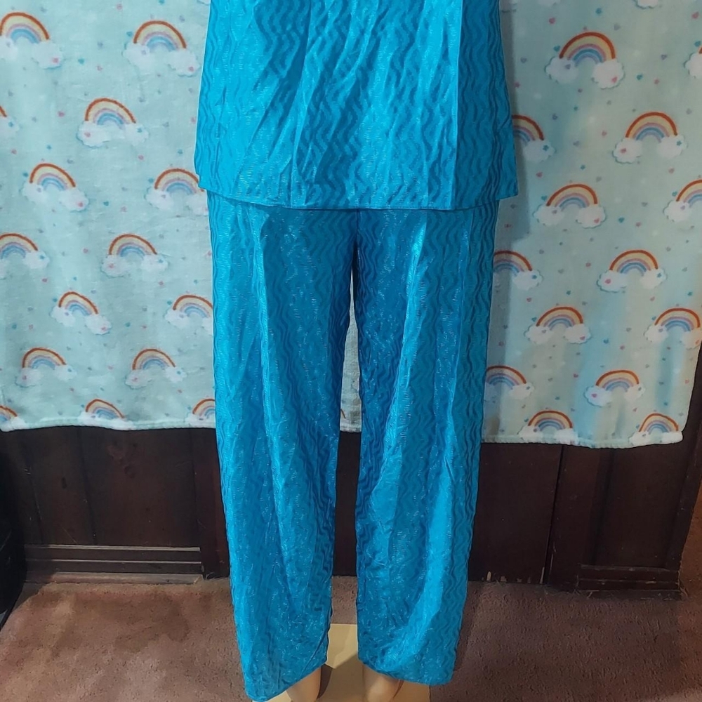 Pajama Set - image 6